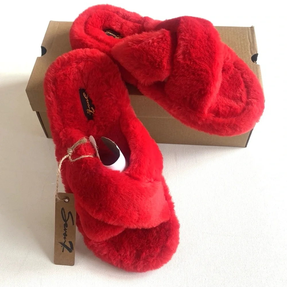 Seven7 Footwear - Kiki Faux Fur Slides Sandals - RED , Size ‎ 10, New in Box